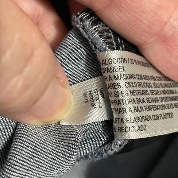 Ava & Viv Womens Jeans Size 16W Mid Rise Skinny Pull On Denim Jeans Dark Wash - Picture 7 of 10